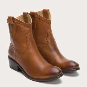 Frye Carson Shortie Cognac Ankle Boots - Worn Once for an Hour w/ Tags in Box